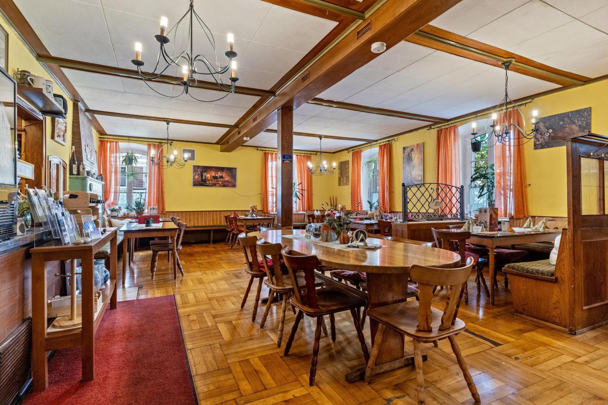 Gasthaus zum Schwanen Oberkirch  Exterior foto