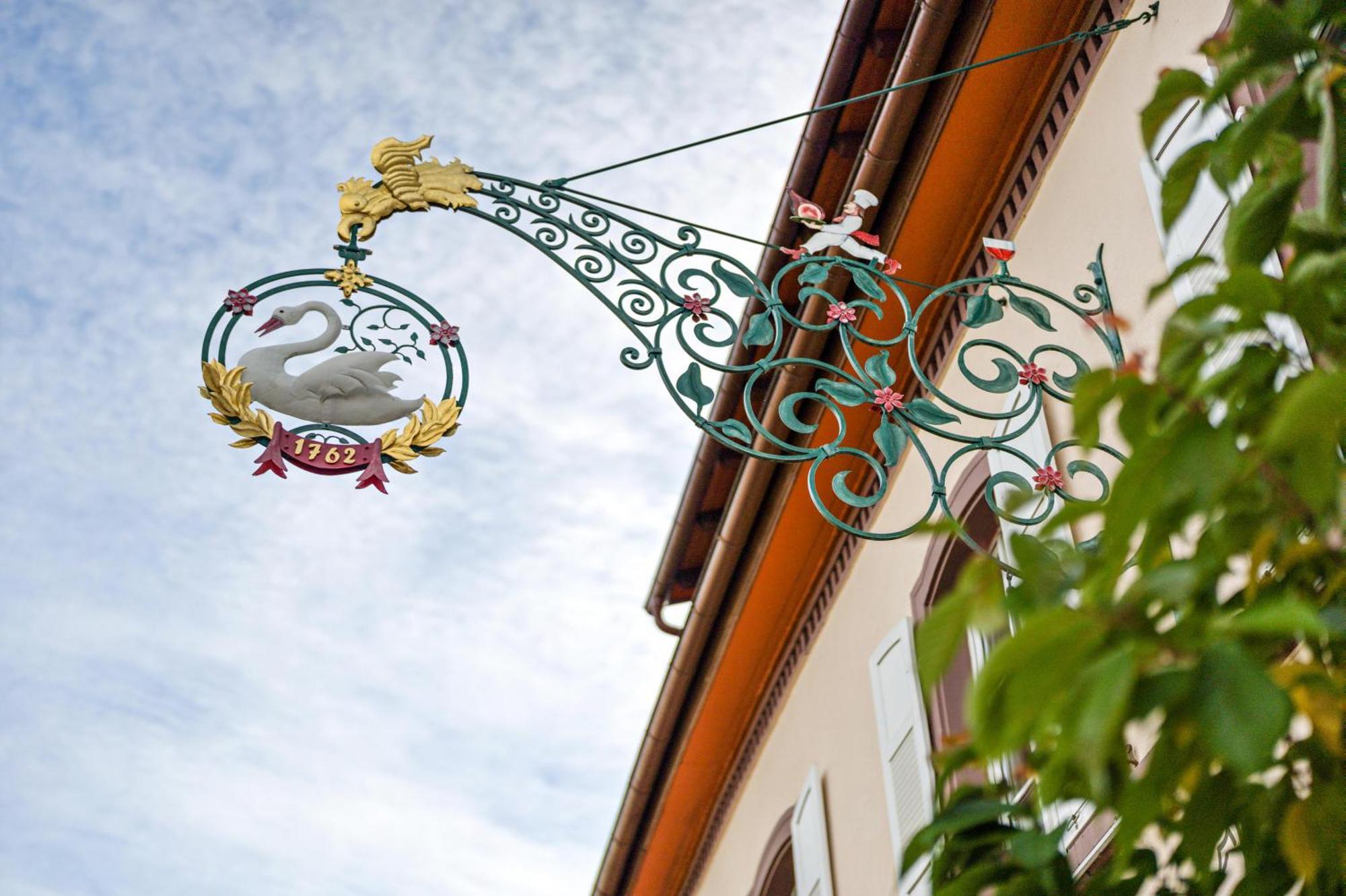 Gasthaus zum Schwanen Oberkirch  Exterior foto